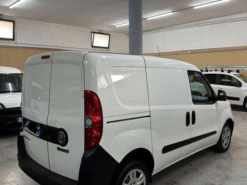 FIAT DOBLO' 1.6 105CV 3 POSTI