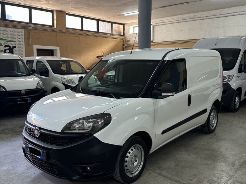 FIAT DOBLO' 1.6 105CV 3 POSTI