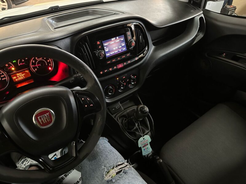 FIAT DOBLO' 1.6 105CV 3 POSTI