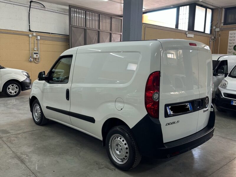 FIAT DOBLO' 1.6 105CV 3 POSTI