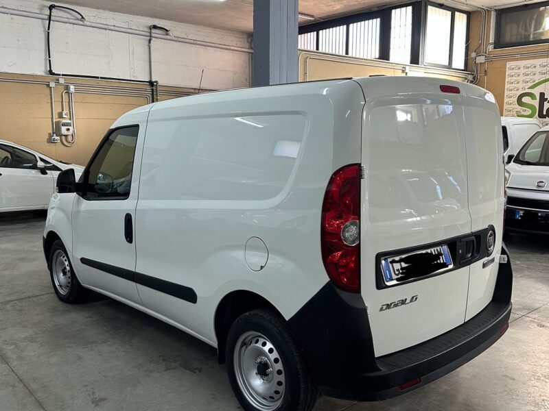FIAT DOBLO' 1.6 105CV 3 POSTI