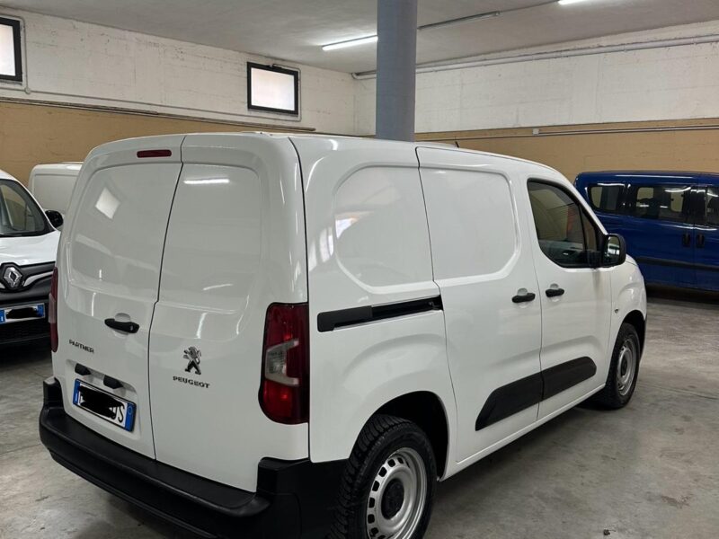 PEUGEOT PARTNER 1.6 100CV 3 Posti