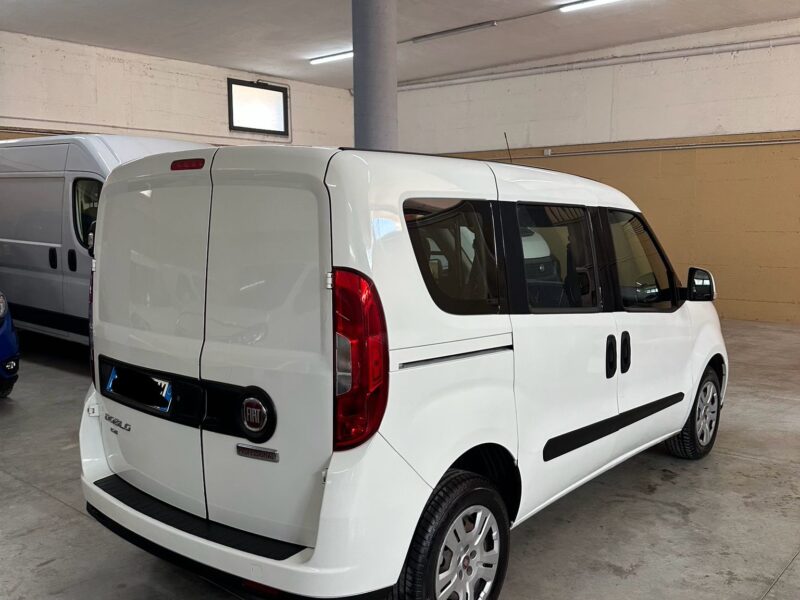 Fiat Doblo' 1.6 105cv Combi N1 5 Posti