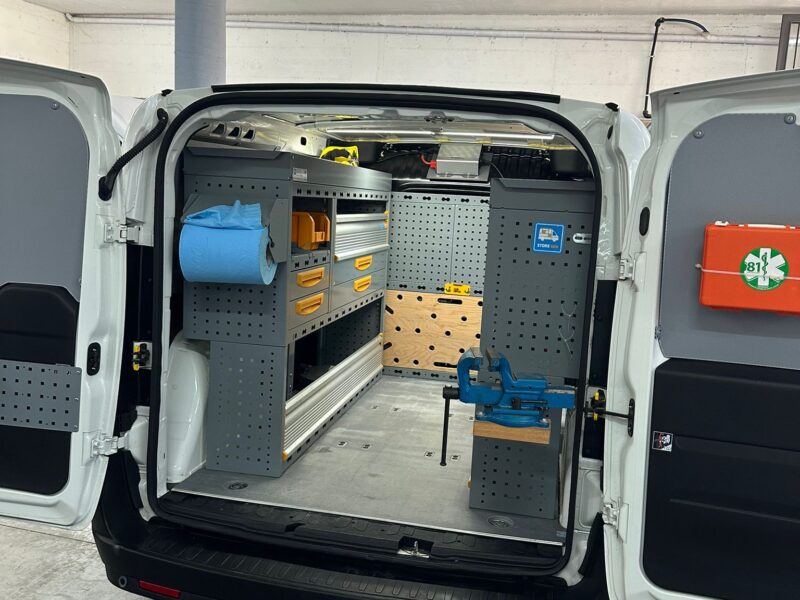 Fiat Doblo' 1.6 105cv Maxi Allestito