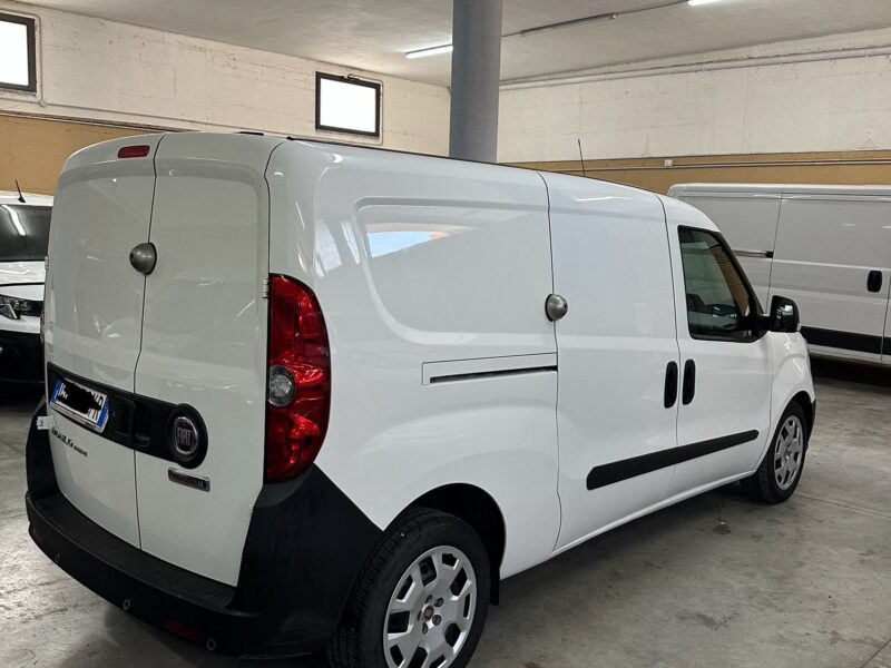 Fiat Doblo' 1.6 105cv Maxi Allestito