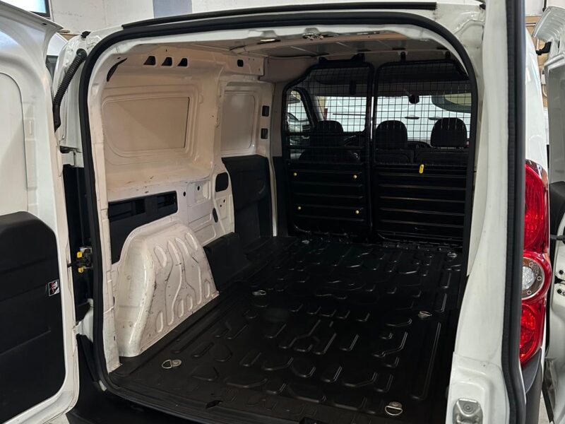 FIAT DOBLO' 1.6 105CV MAXI 3 POSTI