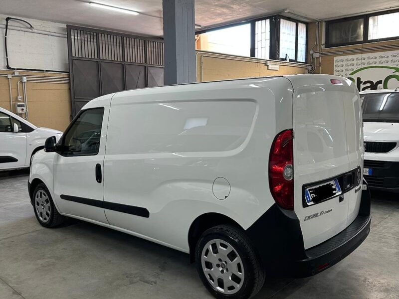 FIAT DOBLO' 1.6 105CV MAXI 3 POSTI